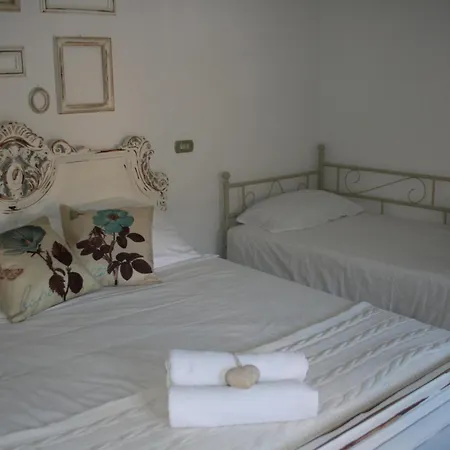 Ca' Rossi Apartment Beverino