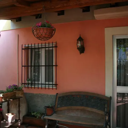 Ca' Rossi بيفيرينو